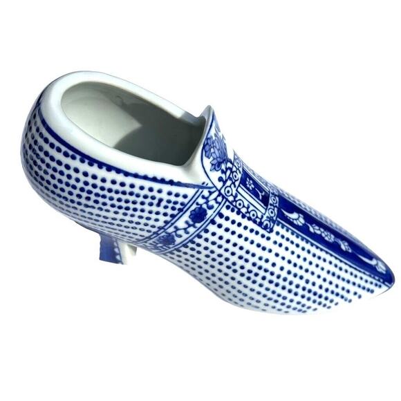 Vintage Dutch Delft Style Porcelain Shoe Figurine Decor Collectible Blue White - Picture 1 of 14